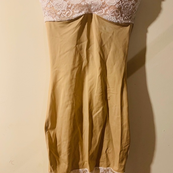 Contouring slip - Picture 1 of 2